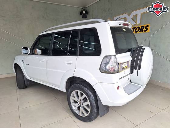 MITSUBISHI PAJERO TR4 2.0 4X4 16V 140CV FLEX 4P AUTOMÁTICO